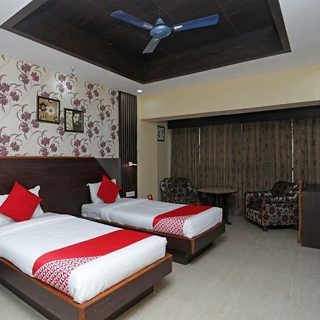 Oyo 4065 Hotel Richi Bhubaneswar Bagian luar foto