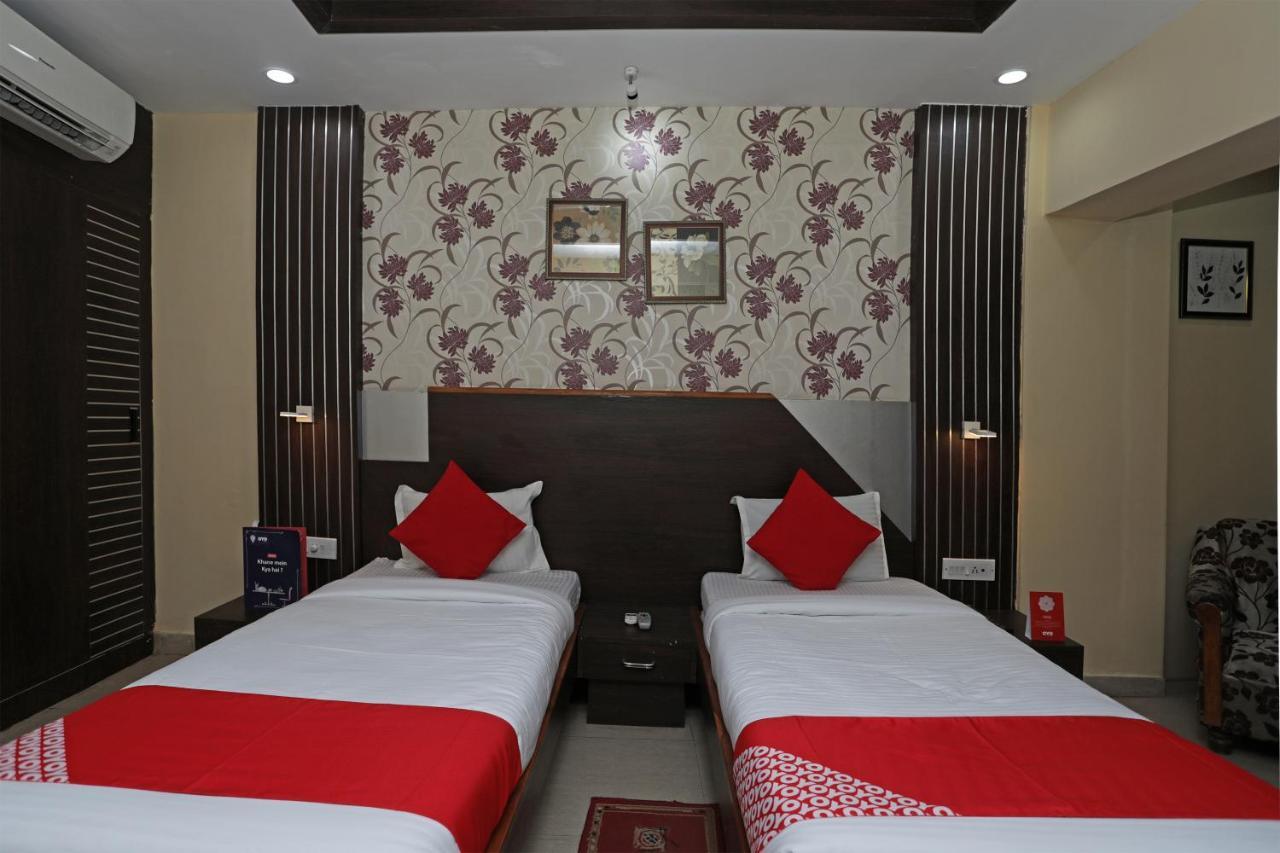 Oyo 4065 Hotel Richi Bhubaneswar Bagian luar foto